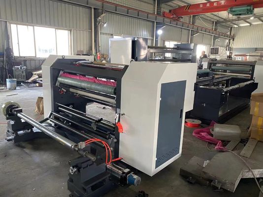 Machine de découpe verticale de 1500 × 2500 × 1500 mm Machine de repassage à découpe 20 g à 300 g/m2