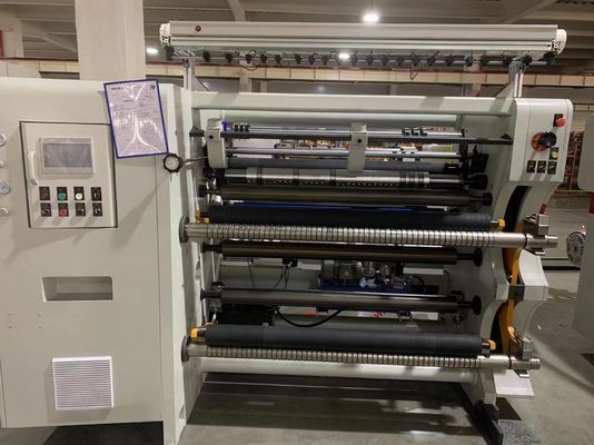 Machine à découper des rouleaux de papier en PVC PET PE composite