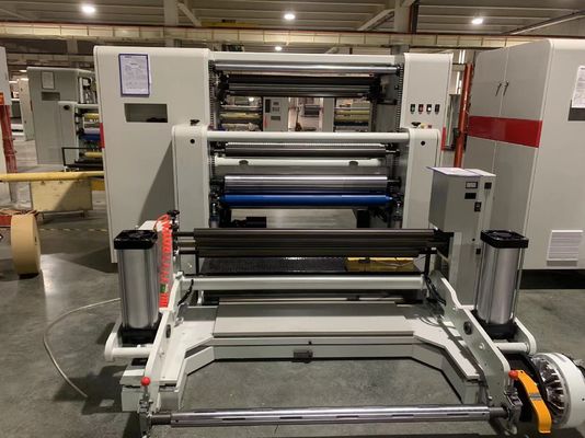 1300 machine à découper à grande vitesse machine à découper du papier kraft haute précision