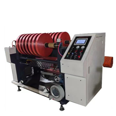 Machine à découper des tissus non tissés à bande étroite de haute précision