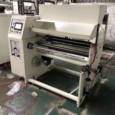 600 type à grande vitesse papier peint papier rouleau Slitter Rewinder entièrement automatique machine de re-enroulement de tissu non tissé