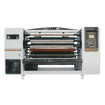 Vitesse mécanique 0-400 m/min Machine de découpe BOPP Avec puissance de 5,5 kW Voltage 380V