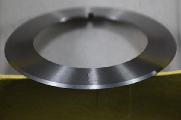 Ronde lamine de découpe rotative de haute précision lamine de bord en PVC lamines rotatives machine de découpe de tuyaux de papier ruban adhésif machine de découpe lamine 3